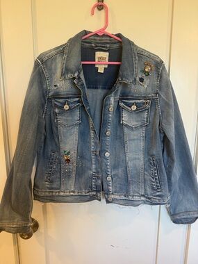 Vintage America Embellished Light Wash Denim Jacket